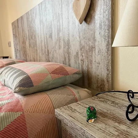 Cases Roses Apartment